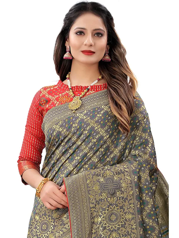 Grey_Polyester_Premium_&_Elegant_Banarasi_Fusion_Saree_With_Blouse_Piece_For_Women