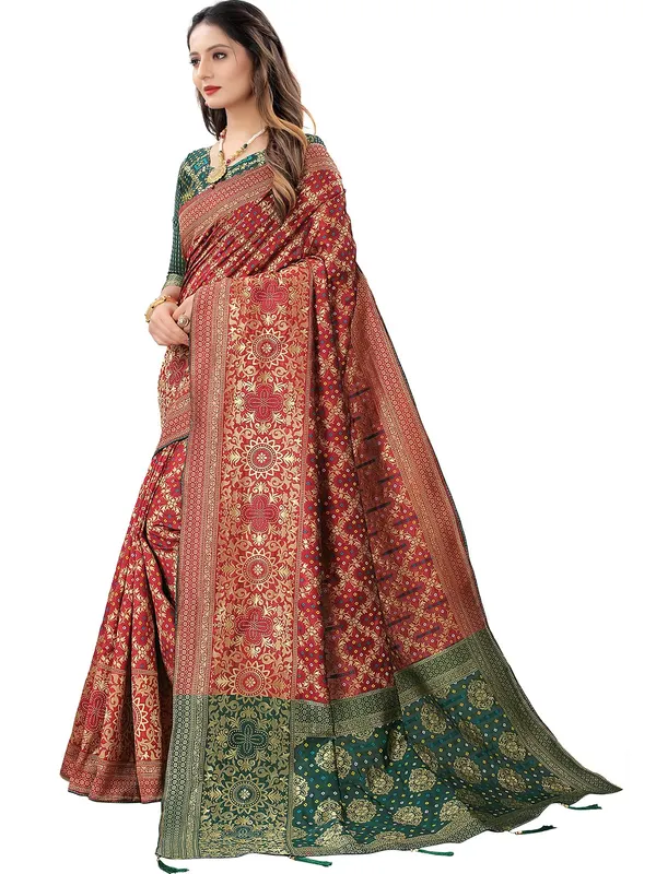 Maroon_Polyester_Premium_&_Elegant_Banarasi_Fusion_Saree_With_Blouse_Piece_For_Women