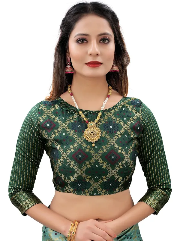 Pista_Green_Polyester_Premium_&_Elegant_Banarasi_Fusion_Saree_With_Blouse_Piece_For_Women