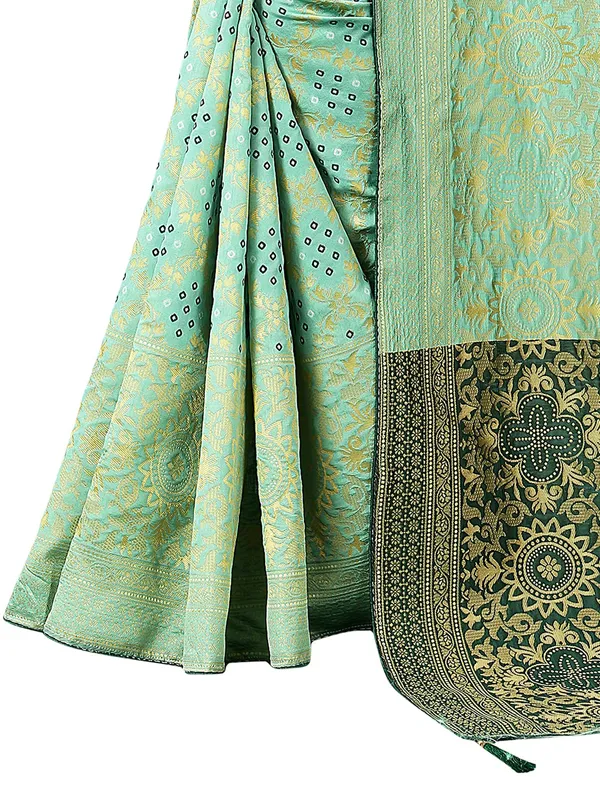 Pista_Green_Polyester_Premium_&_Elegant_Banarasi_Fusion_Saree_With_Blouse_Piece_For_Women