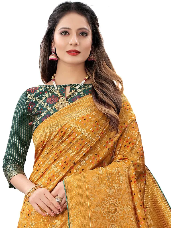 Yellow_Polyester_Premium_&_Elegant_Banarasi_Fusion_Saree_With_Blouse_Piece_For_Women