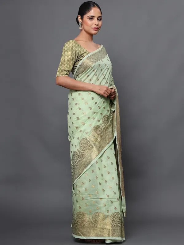 Light_Green_Cotton_Silk_Premium_&_Elegant_(_Zari_Tree_Pattern_Border_Rich_Pallu_)_Banarasi_Saree_With_Blouse_Piece_For_Women