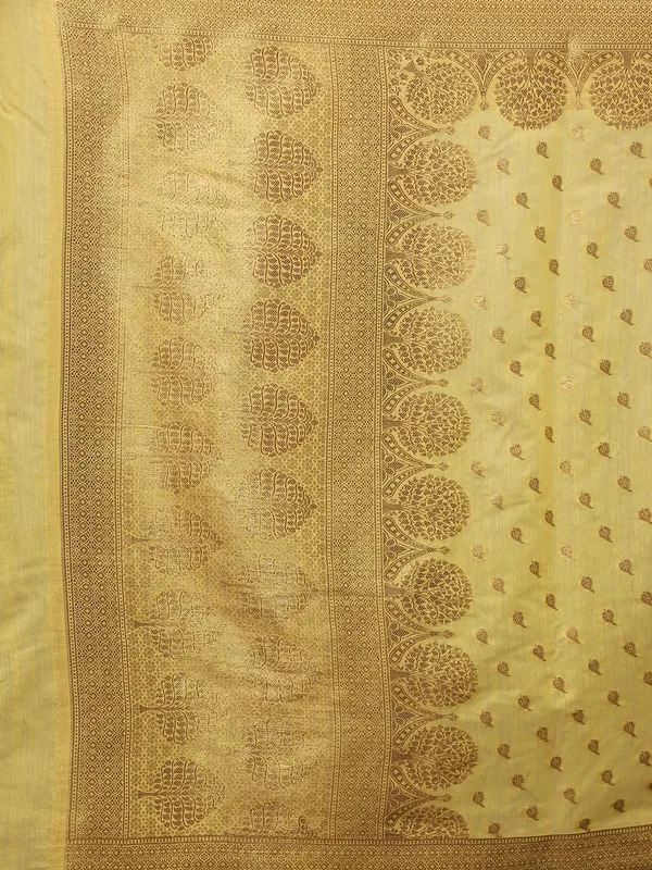 Dark_Yellow_Cotton_Silk_Premium_&_Elegant_(_Zari_Tree_Pattern_Border_Rich_Pallu_)_Banarasi_Saree_With_Blouse_Piece_For_Women
