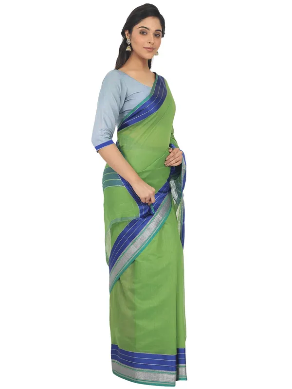 Green_Cotton_Silk_Premium_&_Elegant_Maheshwari_Saree_With_Blouse_Piece_For_Women