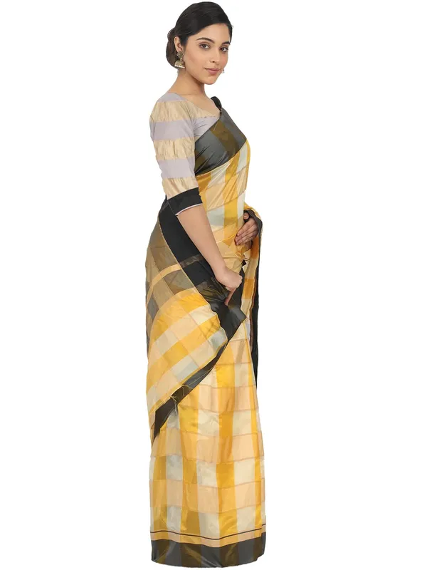 Brown_Silk___Jacquard_Woven_Premium_&_Elegant_(_Zari_Checkered_)_Saree_Saree_With_Blouse_Piece_For_Women
