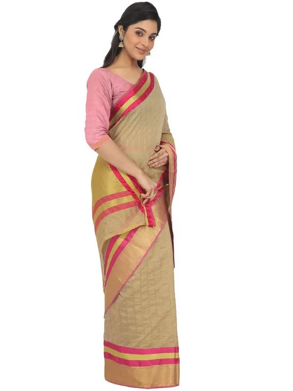 Beige_Cotton_Silk_Premium_&_Elegant_(_Checkered_)_Maheshwari_Saree_With_Blouse_Piece_For_Women