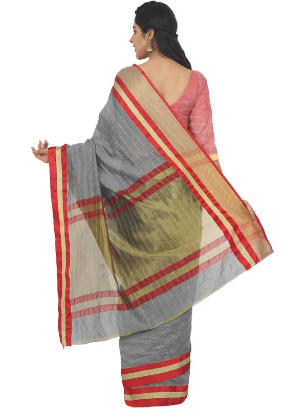 Grey_Cotton_Silk_Premium_&_Elegant_(_Checkered_)_Maheshwari_Saree_With_Blouse_Piece_For_Women