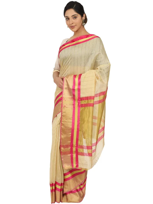 Cream_Cotton_Silk_Premium_&_Elegant_(_Checkered_)_Maheshwari_Saree_With_Blouse_Piece_For_Women