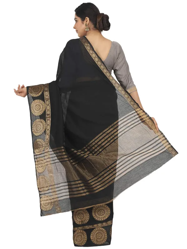 Black_Polycotton_Premium_&_Elegant_(_Zari_Border_)_Tant_Saree_With_Blouse_Piece_For_Women