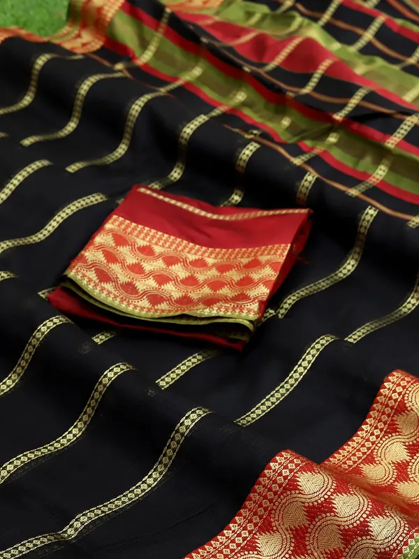 Black_Polyester_Premium_&_Elegant_(_Zari_Checkered_)_Kota_Doria_Saree_With_Blouse_Piece_For_Women