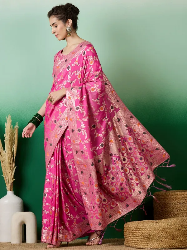 Pink_Cotton_Premium_&_Elegant_(_Rich_)_Saree_With_Blouse_Piece_For_Women