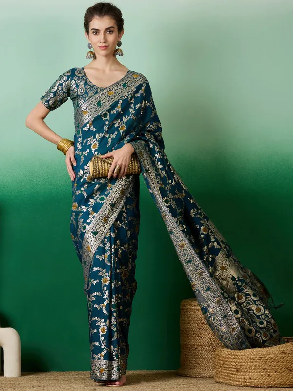 Teal_Cotton_Premium_&_Elegant_(_Rich_)_Saree_With_Blouse_Piece_For_Women