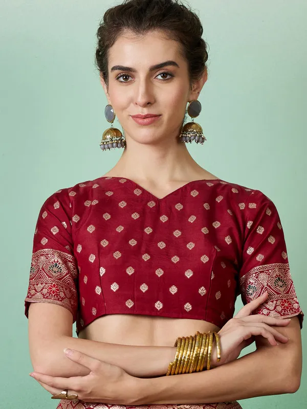 Red_Cotton_Premium_&_Elegant_(_Rich_Pallu_)_Saree_With_Blouse_Piece_For_Women