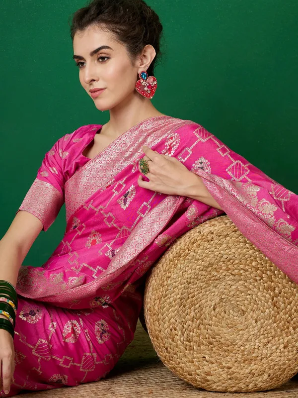Pink_Dola_Cotton_Premium_&_Elegant_(_Elegant_)_Saree_With_Blouse_Piece_For_Women