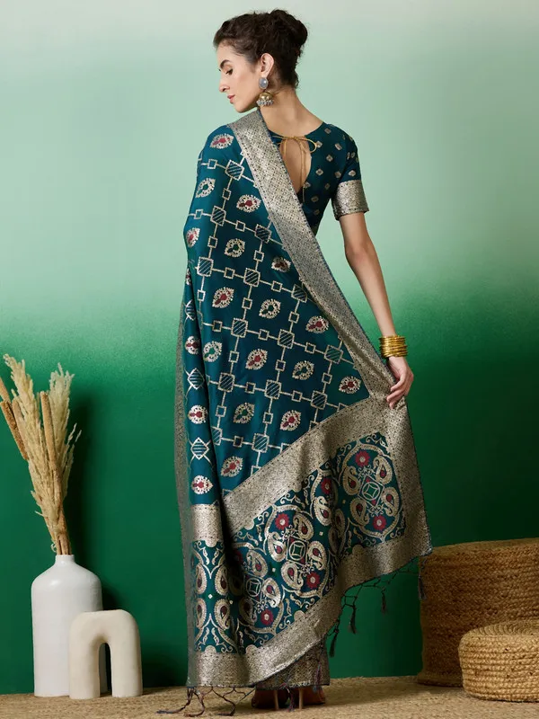 Teal_Dola_Cotton_Premium_&_Elegant_(_Elegant_)_Saree_With_Blouse_Piece_For_Women