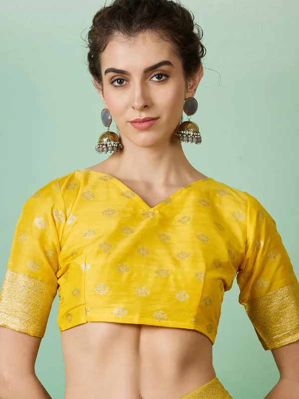 Yellow_Dola_Cotton_Premium_&_Elegant_(_Elegant_)_Saree_With_Blouse_Piece_For_Women