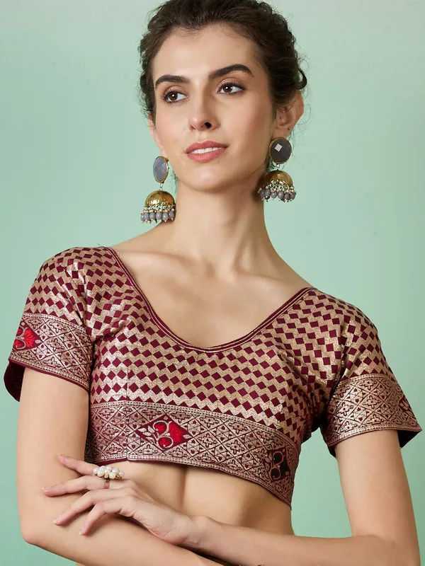 Maroon_Dola_Cotton_Premium_&_Elegant_Saree_With_Blouse_Piece_For_Women