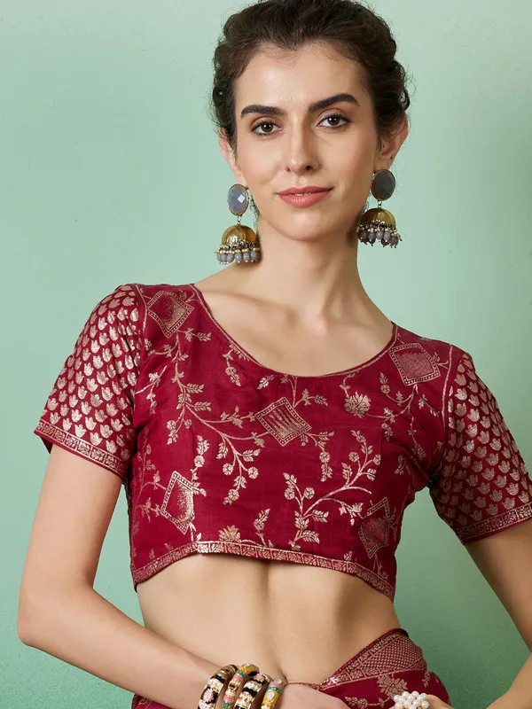 Maroon_Dola_Cotton_Premium_&_Elegant_(_Rich_)_Saree_With_Blouse_Piece_For_Women