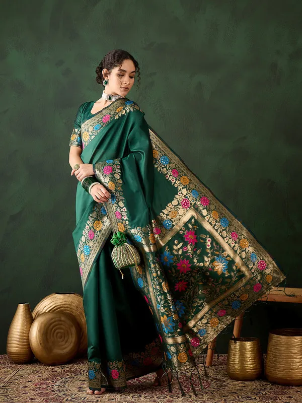 Green_Cotton_Silk___Premium_&_Elegant_(_Multicolour_Floral_Jacquard_)_Saree_With_Blouse_Piece_For_Women