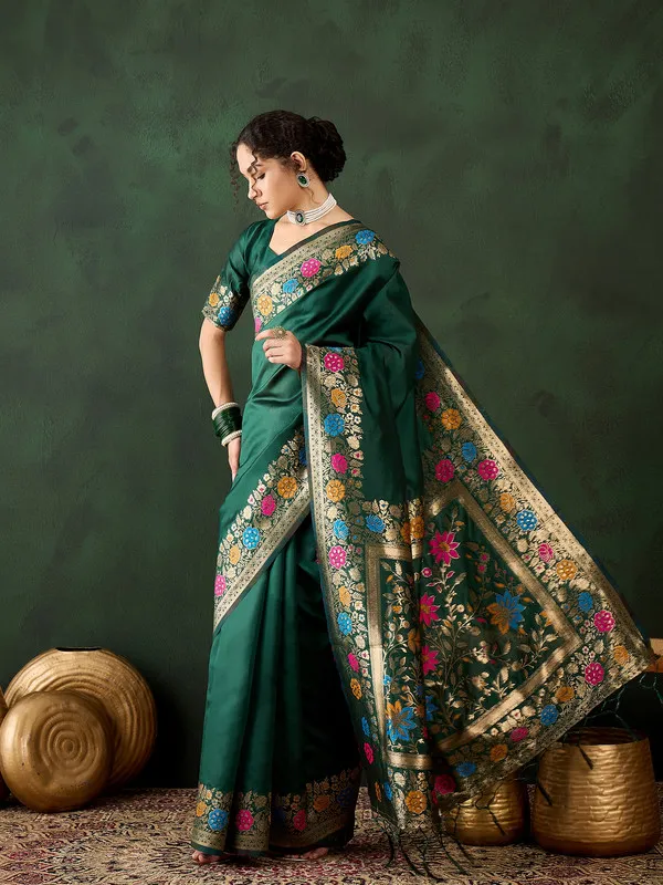 Green_Cotton_Silk___Premium_&_Elegant_(_Multicolour_Floral_Jacquard_)_Saree_With_Blouse_Piece_For_Women