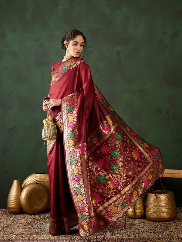 Maroon_Cotton_Silk___Premium_&_Elegant_(_Multicolour_Floral_Jacquard_)_Saree_With_Blouse_Piece_For_Women