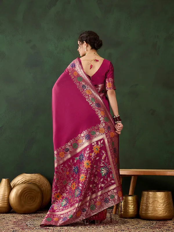 Pink_Cotton_Silk___Premium_&_Elegant_(_Multicolour_Floral_Jacquard_)_Saree_With_Blouse_Piece_For_Women
