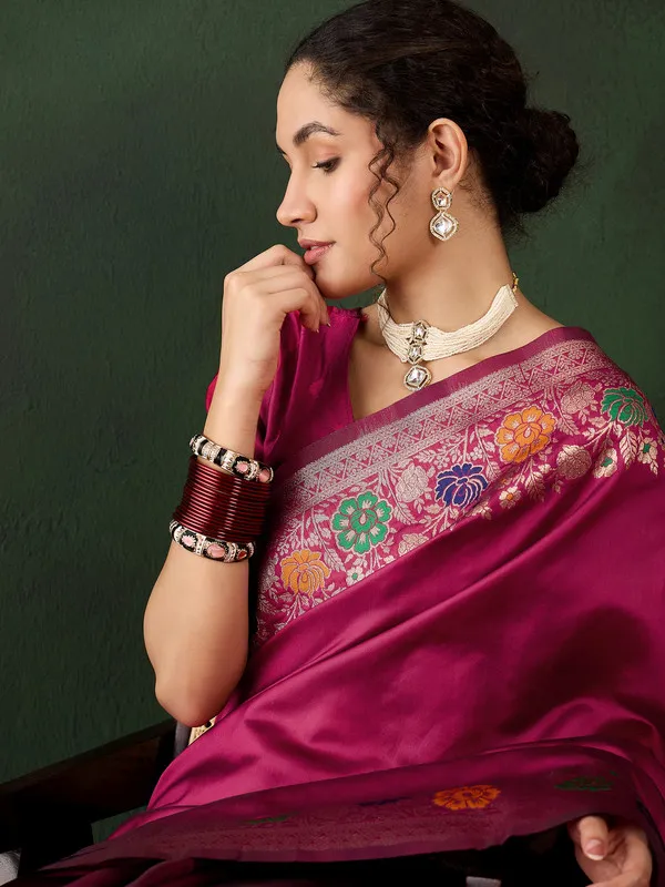 Pink_Cotton_Silk___Premium_&_Elegant_(_Multicolour_Floral_Jacquard_)_Saree_With_Blouse_Piece_For_Women