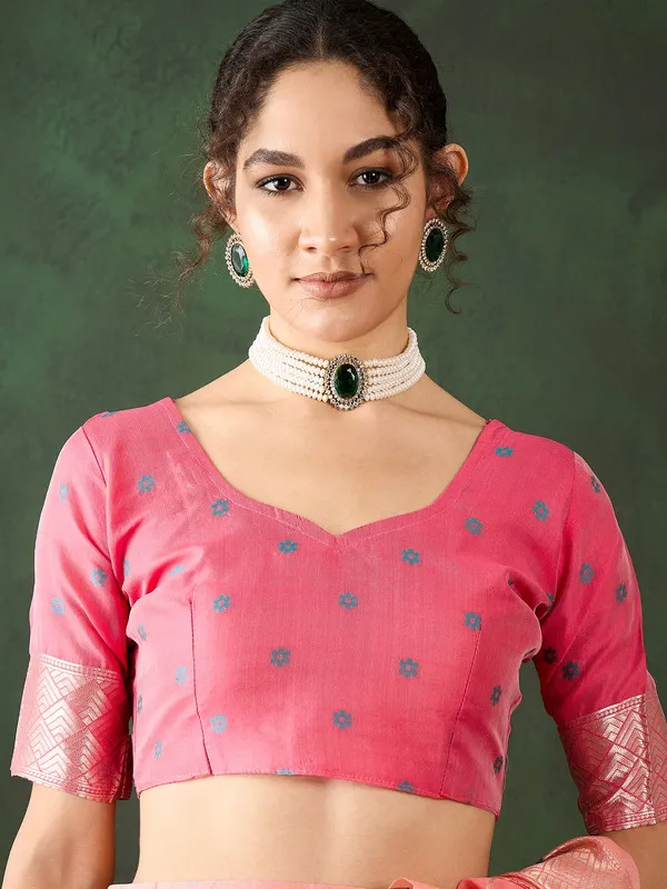 Peach_Cotton_Silk___Premium_&_Elegant_(_Rich_Pallu_)_Saree_With_Blouse_Piece_For_Women