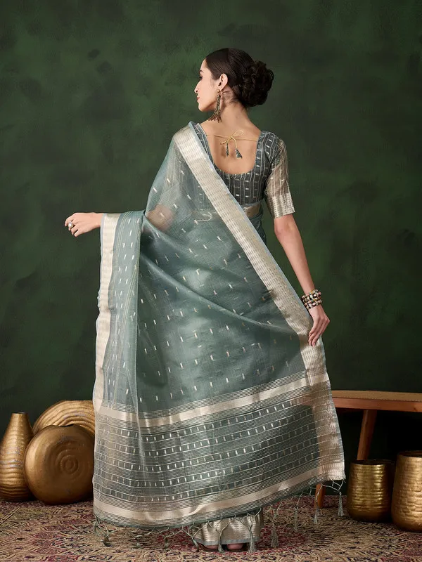 Pink_Khadi_Organza_Premium_&_Elegant_(_Golden_Zari_Jacquard_)_Saree_With_Blouse_Piece_For_Women