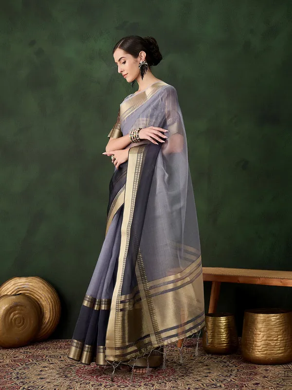 Grey_Khadi_Organza_Premium_&_Elegant_Saree_With_Blouse_Piece_For_Women