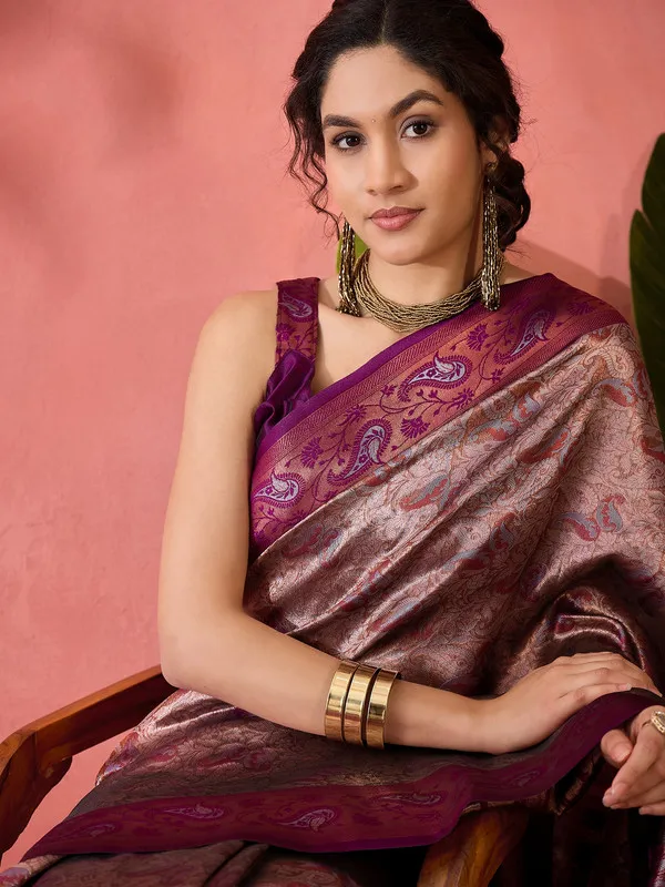 Burgandy_Cotton_Silk___Premium_&_Elegant_(_Rich_Zari_)_Saree_With_Blouse_Piece_For_Women