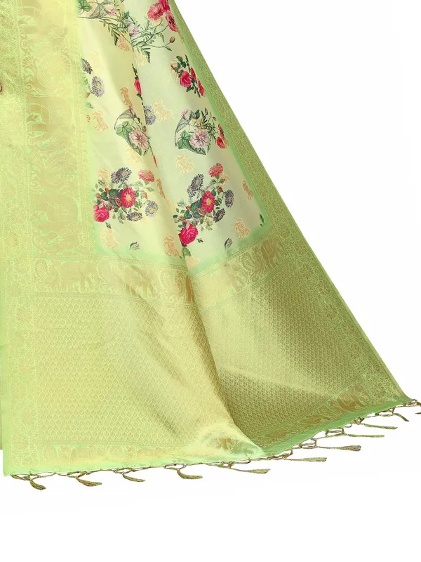Lemon_Green_Cotton_Silk_Premium_&_Elegant_(_Bollywood_Style_Woven_Zari_Border_And_Pallu_Digital_Printed_)_Saree_Saree_With_Blouse_Piece_For_Women