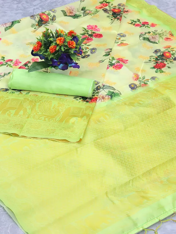 Lemon_Green_Cotton_Silk_Premium_&_Elegant_(_Bollywood_Style_Woven_Zari_Border_And_Pallu_Digital_Printed_)_Saree_Saree_With_Blouse_Piece_For_Women