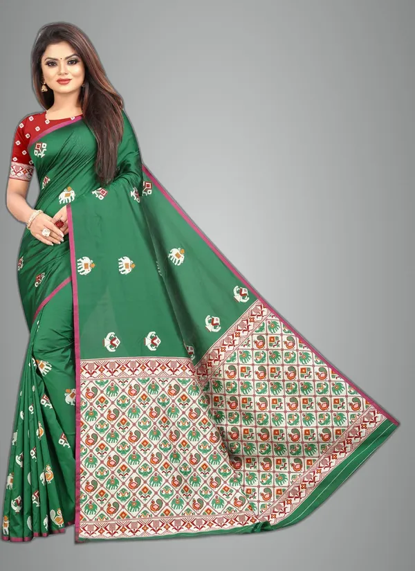 Green_Silk___Jacquard_Premium_&_Elegant_Patola_Saree_With_Blouse_Piece_For_Women
