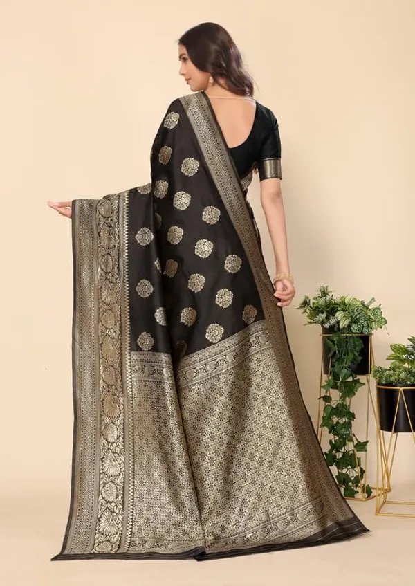 Black_Silk_Premium_&_Elegant_(_Rich_Pallu_)_Kanjivaram_Banarasi_Saree_With_Blouse_Piece_For_Women