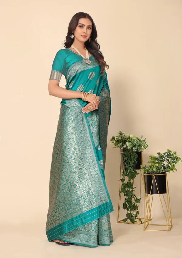Rama_Green_Silk_Premium_&_Elegant_(_Rich_Pallu_)_Kanjivaram_Banarasi_Saree_With_Blouse_Piece_For_Women