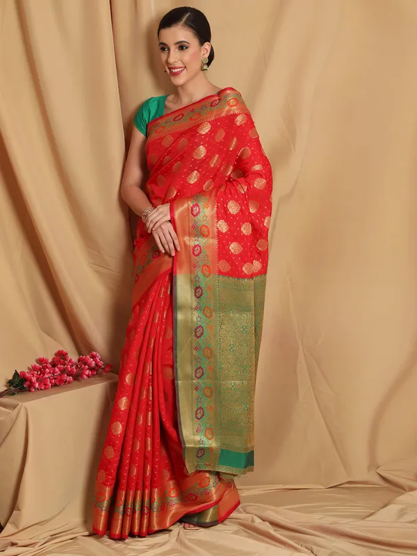 Red_Cotton_Silk_Premium_&_Elegant_Banarasi_Saree_With_Blouse_Piece_For_Women