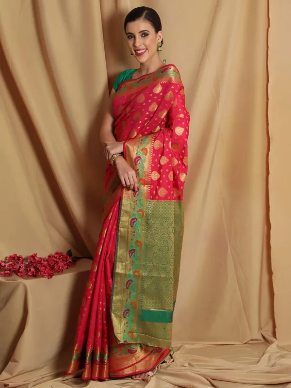 Pink_Cotton_Silk_Premium_&_Elegant_Banarasi_Saree_With_Blouse_Piece_For_Women