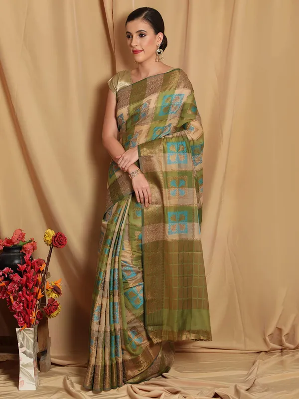 Beige_&_Green_Cotton_Silk_Premium_&_Elegant_Banarasi_Saree_With_Blouse_Piece_For_Women