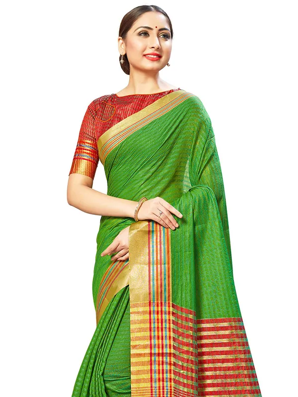 Green_Cotton_Silk_Premium_&_Elegant_Saree_Saree_With_Blouse_Piece_For_Women