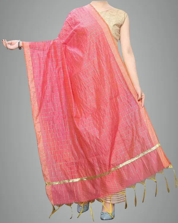 Peach_Silk_Blend_Checke_Dupatta_For_Women