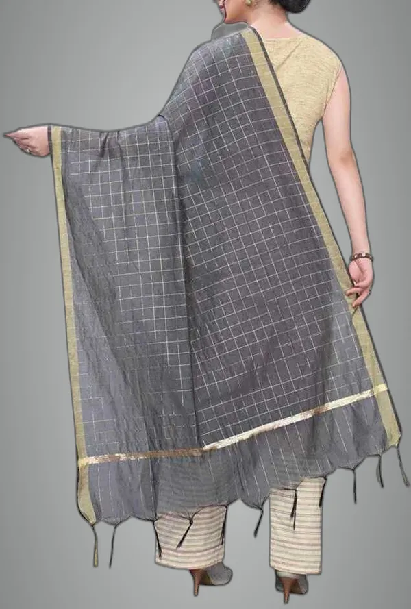 Grey_Silk_Blend_Checke_Dupatta_For_Women