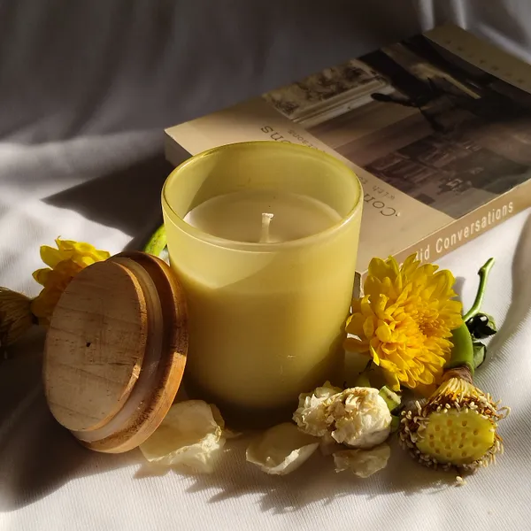 Golden_Glow_Arrow_Candle_Gift_Set_(Set_of_2)