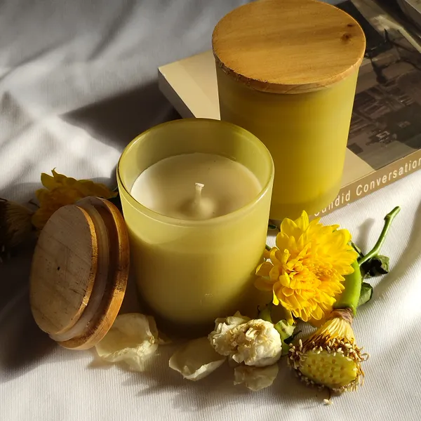 Golden_Glow_Arrow_Candle_Gift_Set_(Set_of_2)