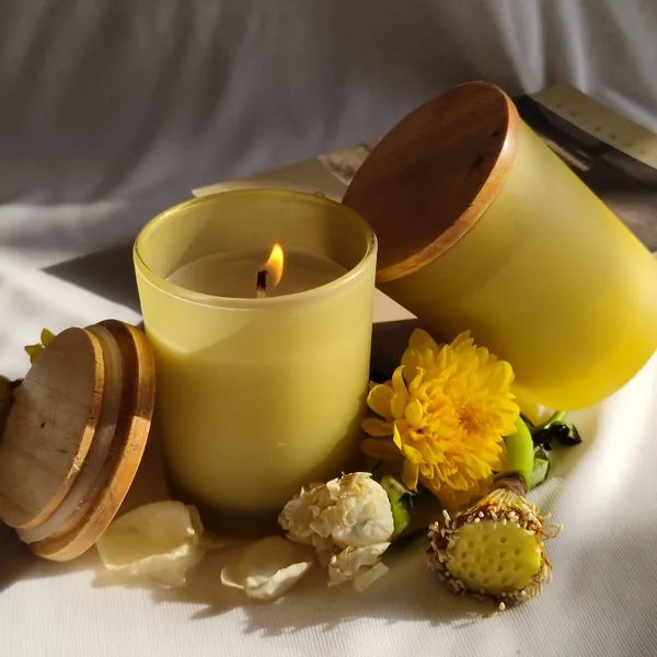 Golden_Glow_Arrow_Candle_Gift_Set_(Set_of_2)
