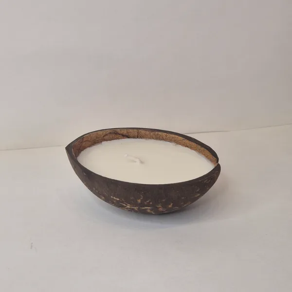 Small_Coconut_Coconut_Cove_Hand_Poured_Luxury_Candle