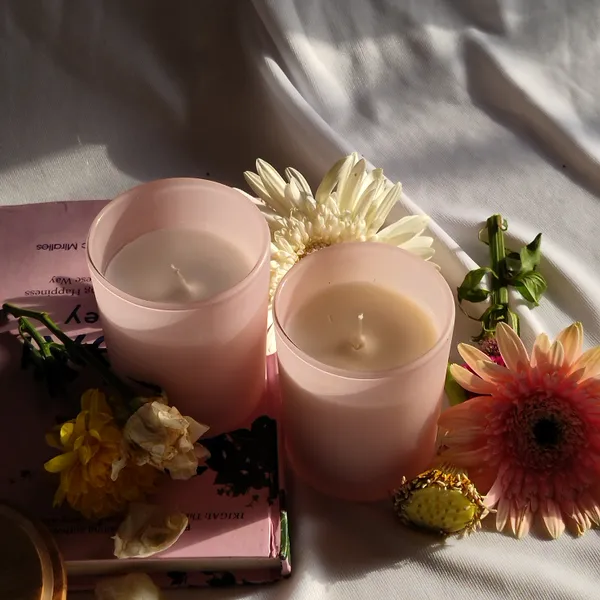 Blush_Romance_Oudh_Candle_Gift_Set_(Set_of_2)