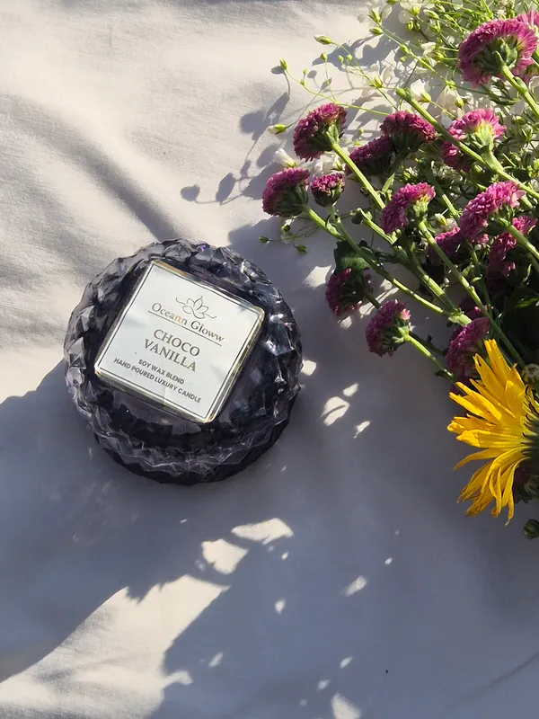 Smokey_Crystal_Crystelle_Glow_Hand_Poured_Luxury_Candle