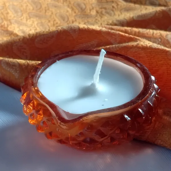 Pack_of_4_Sandal_Crystelle_Glow_Hand_Poured_Luxury_Candle