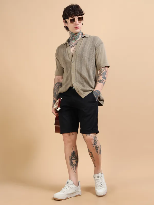 Black_Cotton_Solid_Chinos_Shorts_For_Men